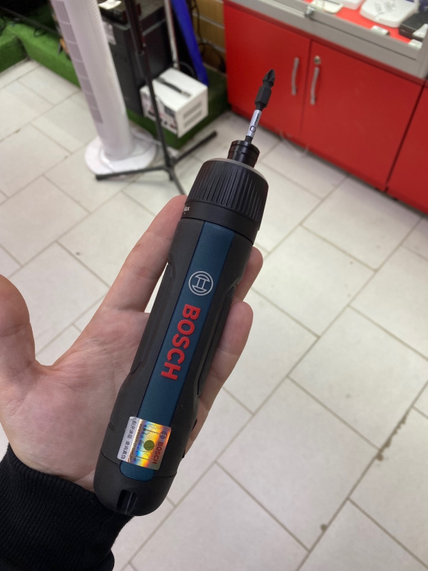 Отвертка Bosch GO