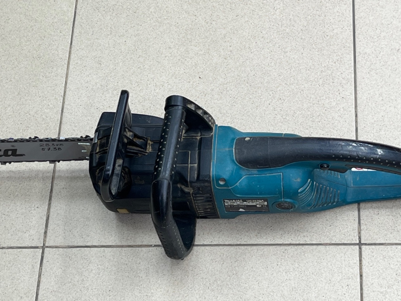 Цепная пила Makita uc3530a