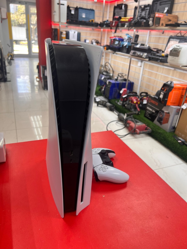 Игровая приставка Sony PS5
