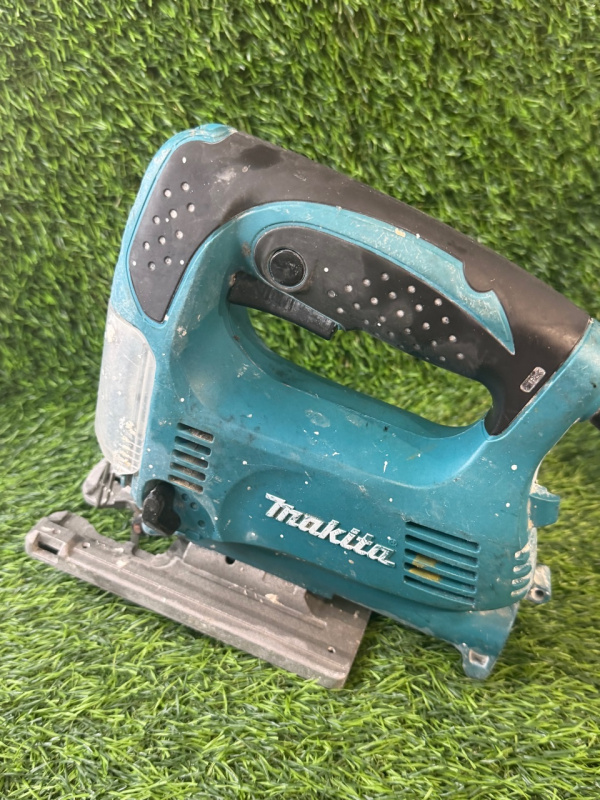 Электролобзик Makita 4329